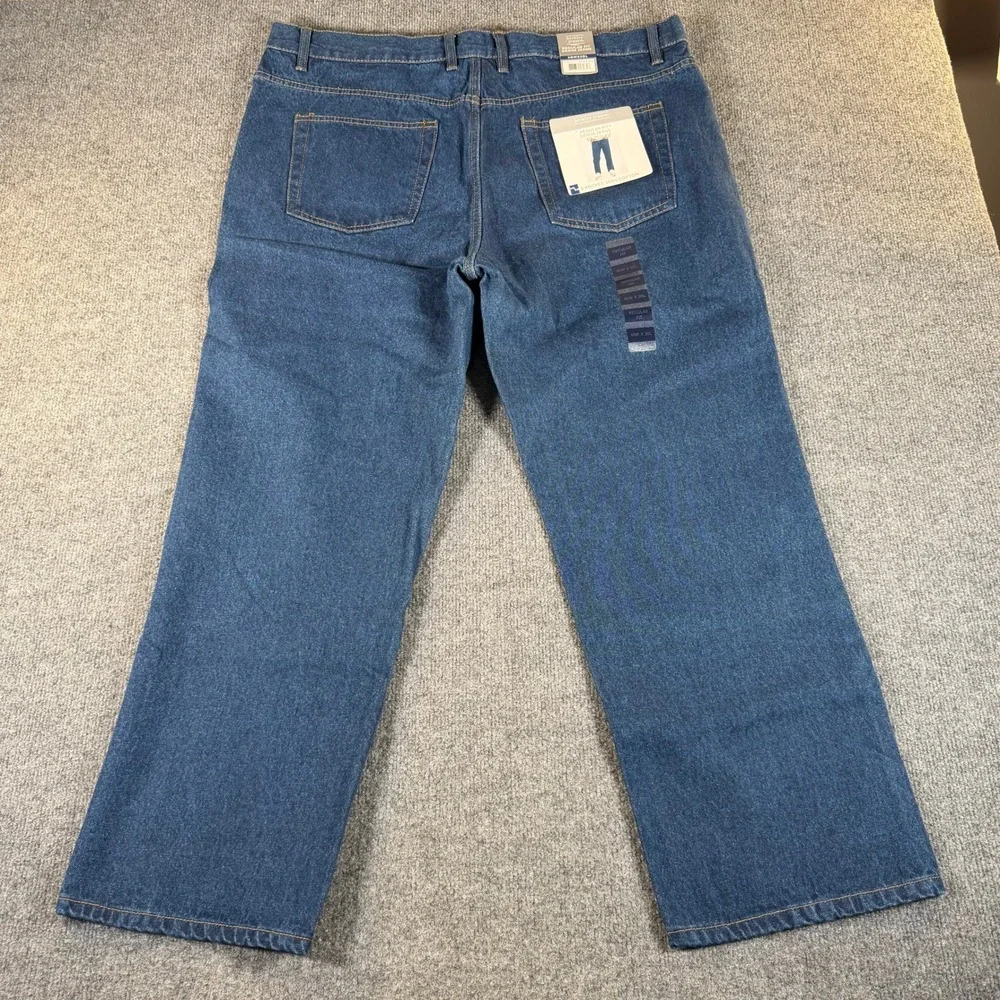 Berkley Jensen Mens Regular Fit Denim Jeans Medium Wash 40x30 Cotton NWT 3452